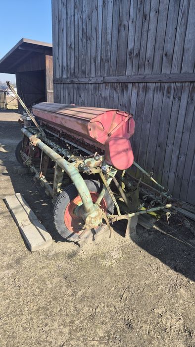 Siewnik francuski NODET