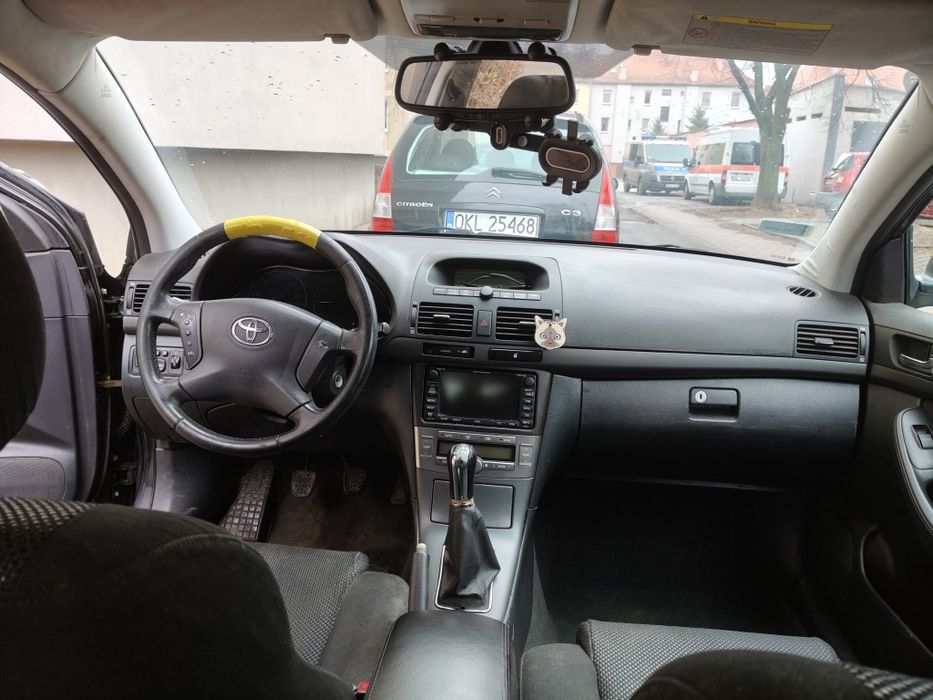 Toyota Avensis kombi 2004 benzyna hak