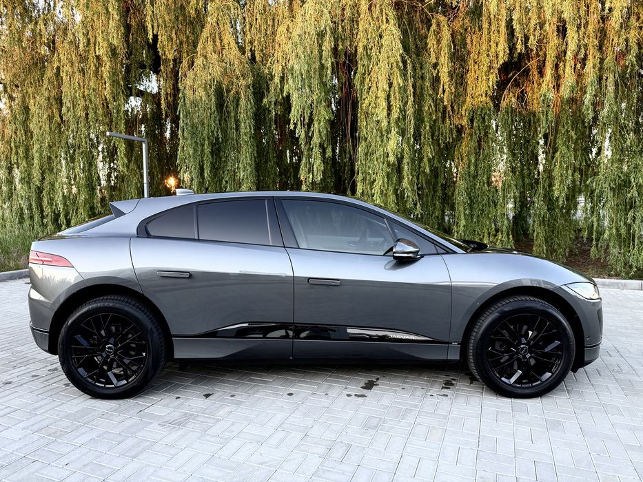 Продам авто jaguar i-pace