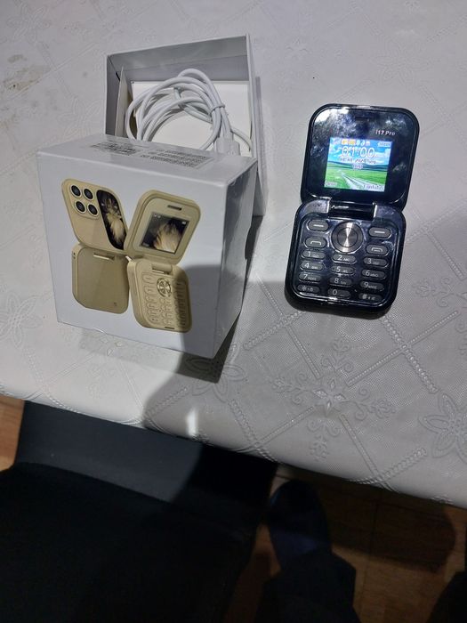 Vendo telemóvel mini