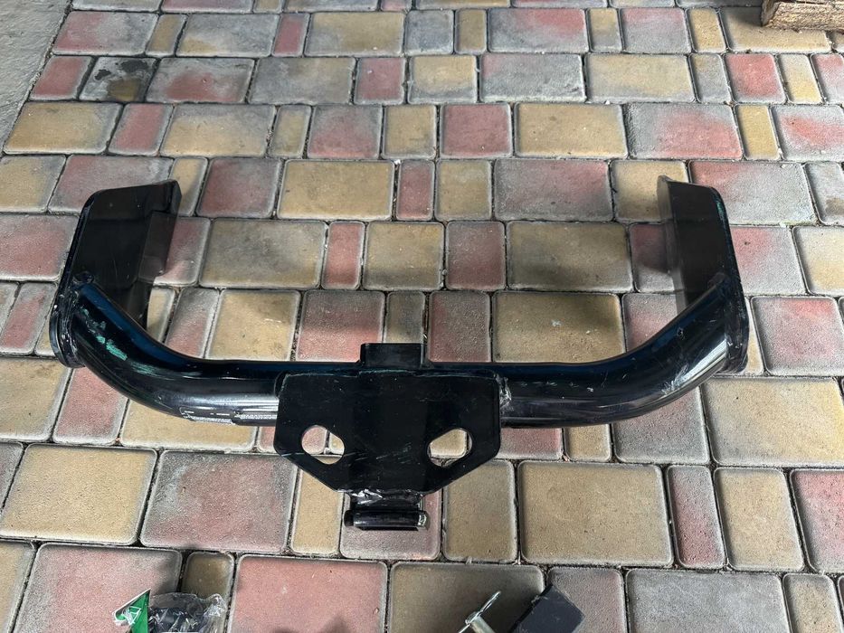 Оригинальный фаркоп Subaru Outback 2015-2019 года в полном сборе