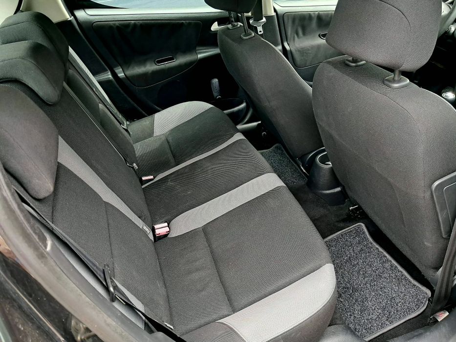 Peugeot 207 1.4  stary silnik Klima zarejestrowany