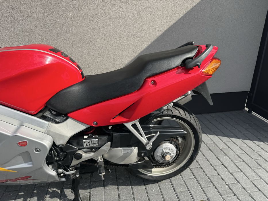 Honda VFR 800fi milenijna