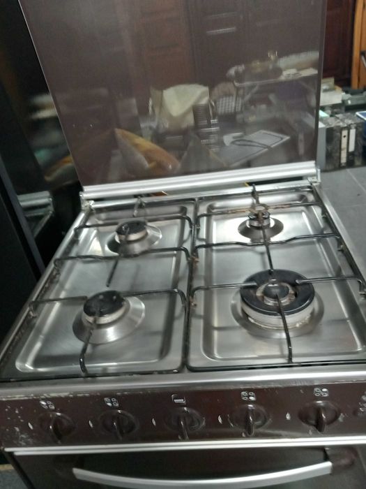 Fogão muito bom estado