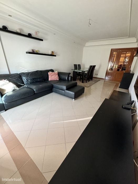 Apartamento, Corroios