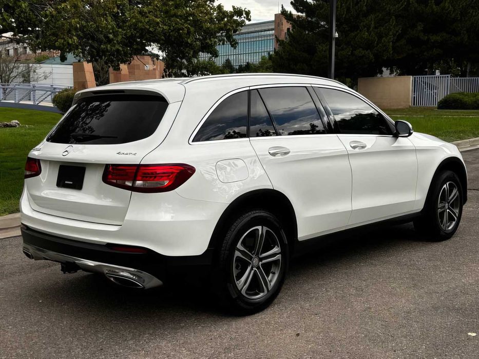 Mercedes-Benz GLC 300 4MATIC      2017