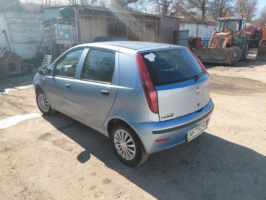 Продаеться автомобіль