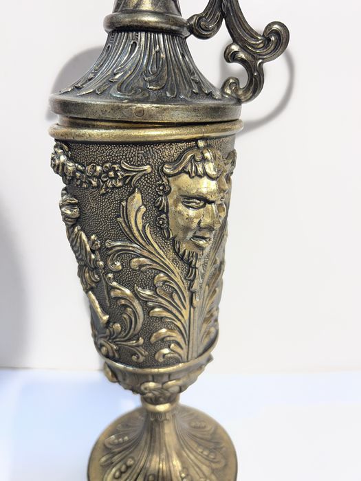 Jarra / Jarro Antigo em Bronze Italiano - Made in Italy (35 cm)