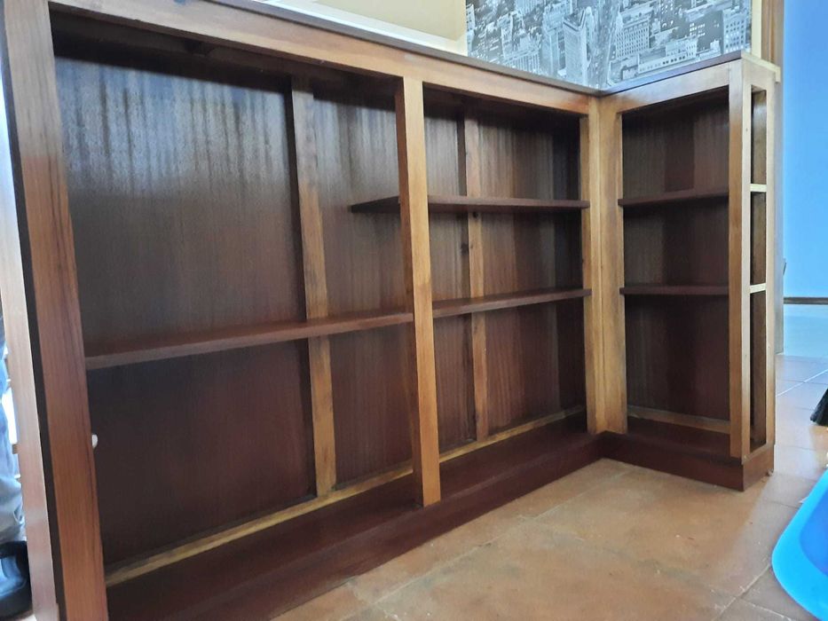 Móvel Bar cor Escura