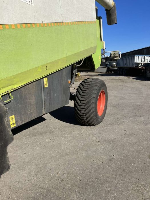 Class Lexion580. 570. 480. New Holland. Casse.