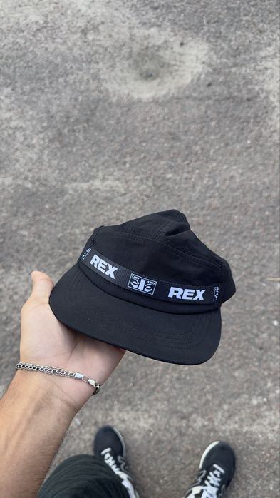 Продам кепку White Rex