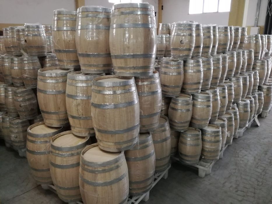 Barris em Madeira para vinho ou decoração
