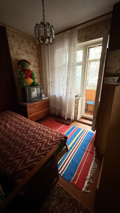 3 кімнатна Івана Сірка з паркомісцем