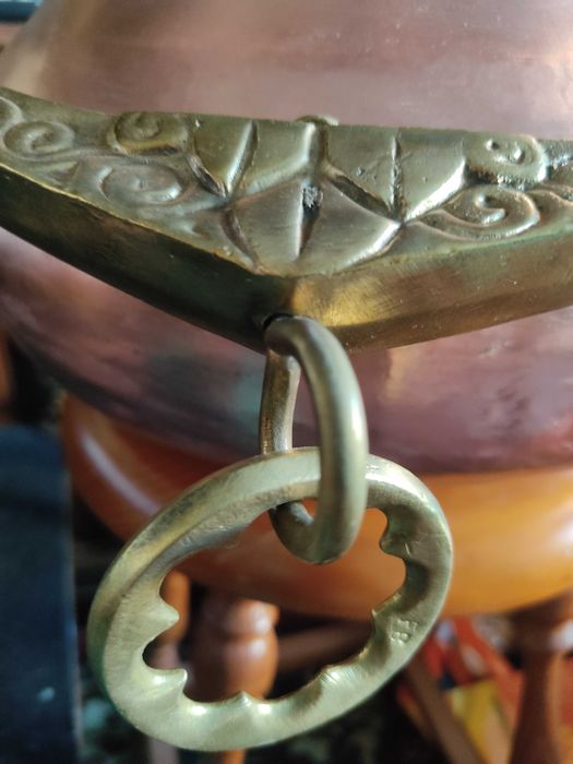 Cobre caldeirão de grandes dimensões