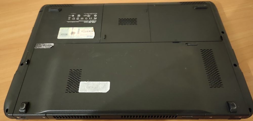 Продам ноутбук Asus x66ic