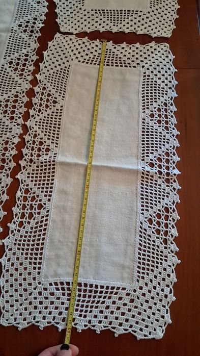 Conjunto de panos em renda em linho