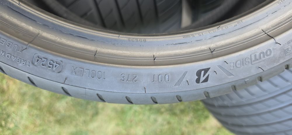 245/35/19. 265/30/19 Bridgestone lato