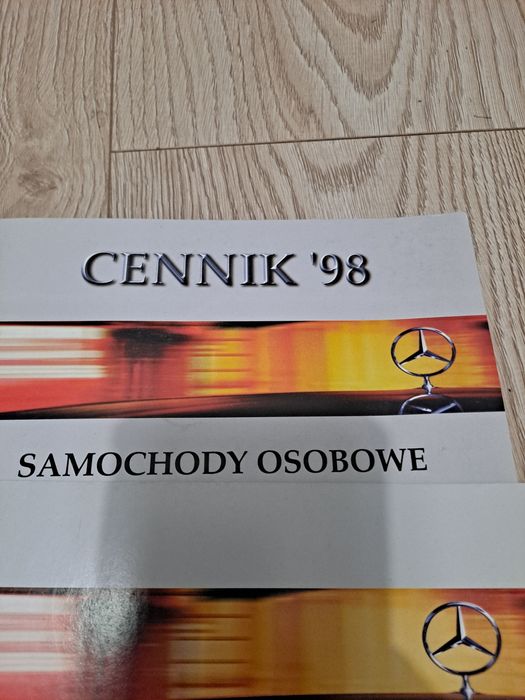 Gazeta motoryzacyjna Mercedes