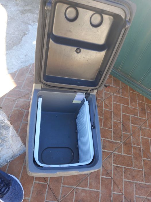 Frigorifico para camião dá para congelar está impecavel 290€