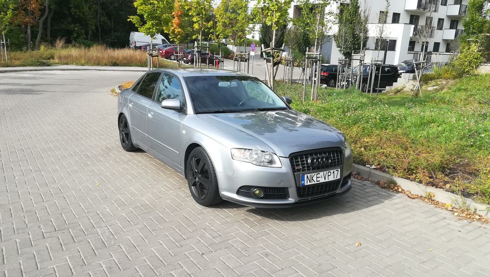 Audi A4 Limousine