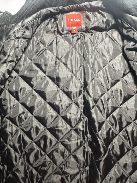 Курточка бомбер guess на хлопчика