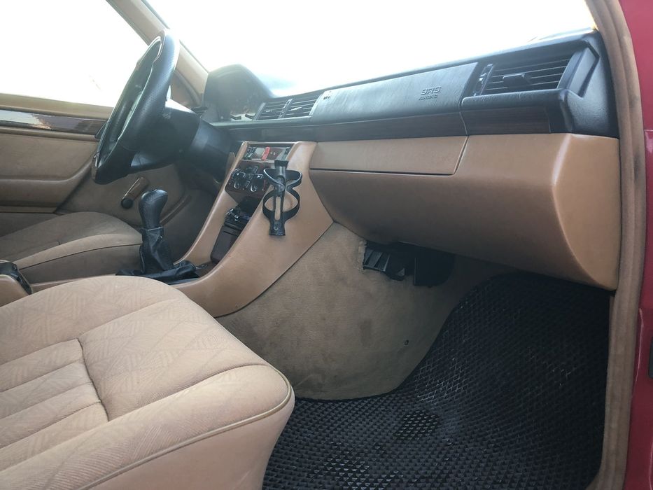 Мерседес Е200,1995рік