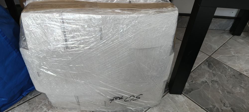 Kartony używane 150 szt