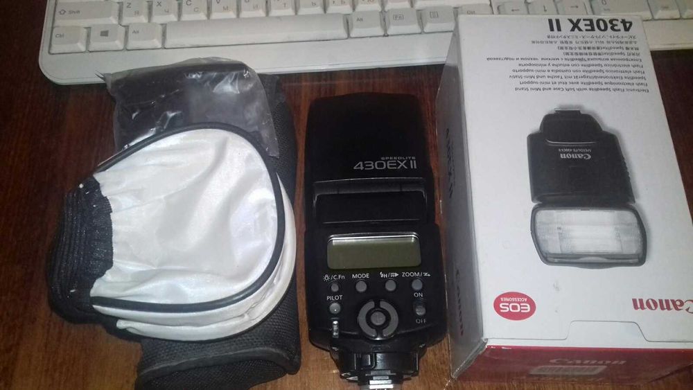 Вспышка спалах Canon 430EX II Принтер Epson l800 Canon 5d Mark III