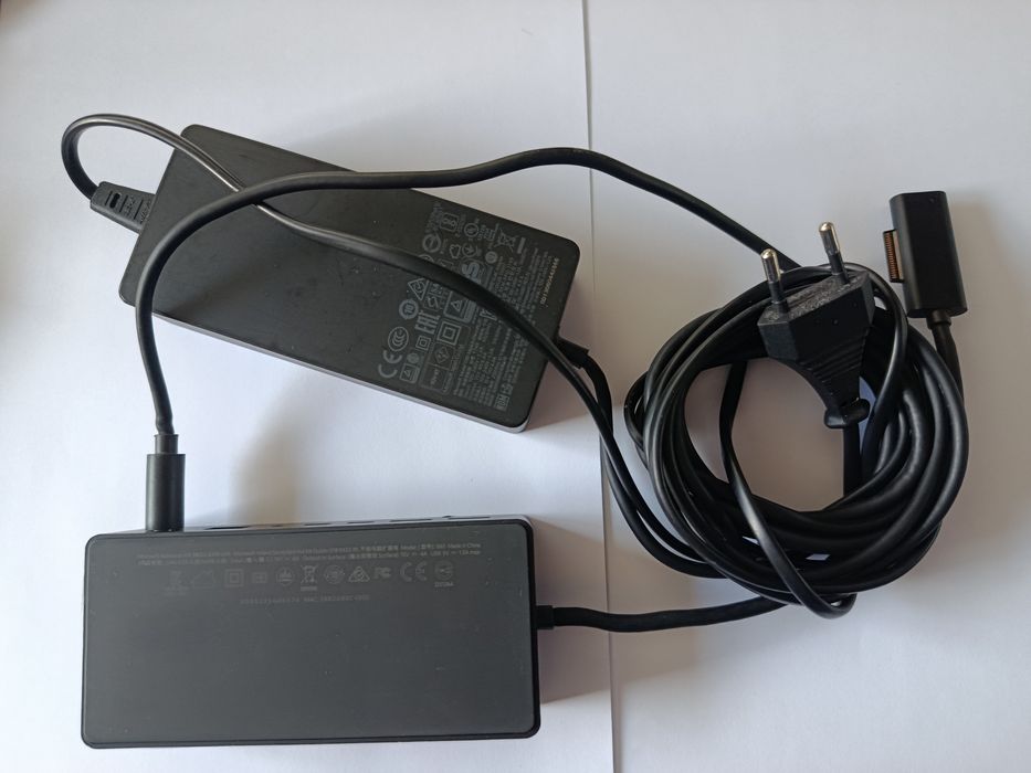 Док станція Surface Dock + блок живлення