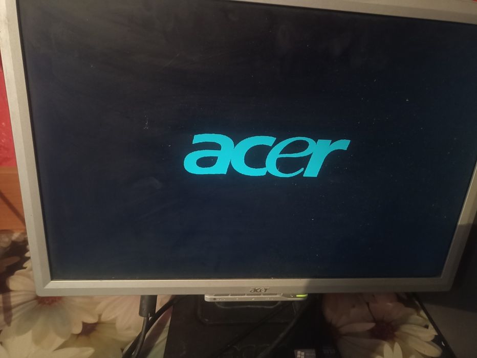 Продам монітор Acer, системний блок Lg, клавіатура