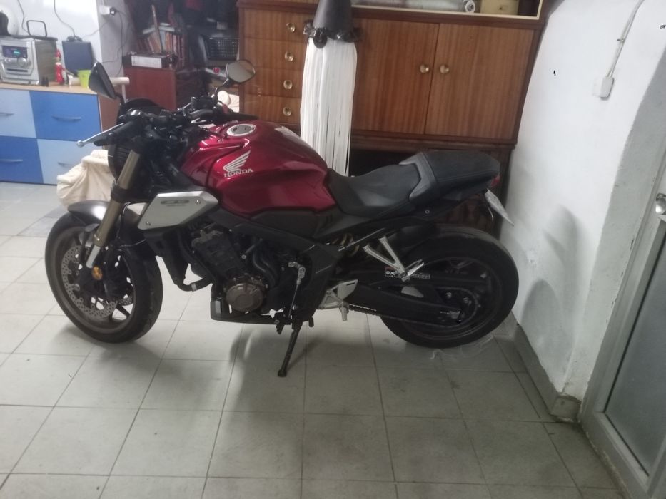 Honda CB 650R akrapovik Quickshifter