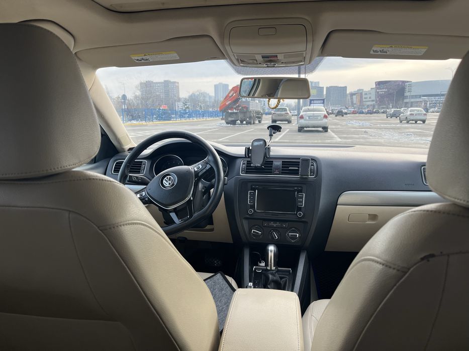 Volkswagen Jetta 2015
