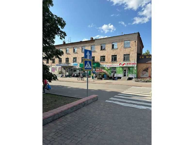 Продаж фасадного приміщення 189 м² в центрі Ромен (Бульвар Шевченка, 8)