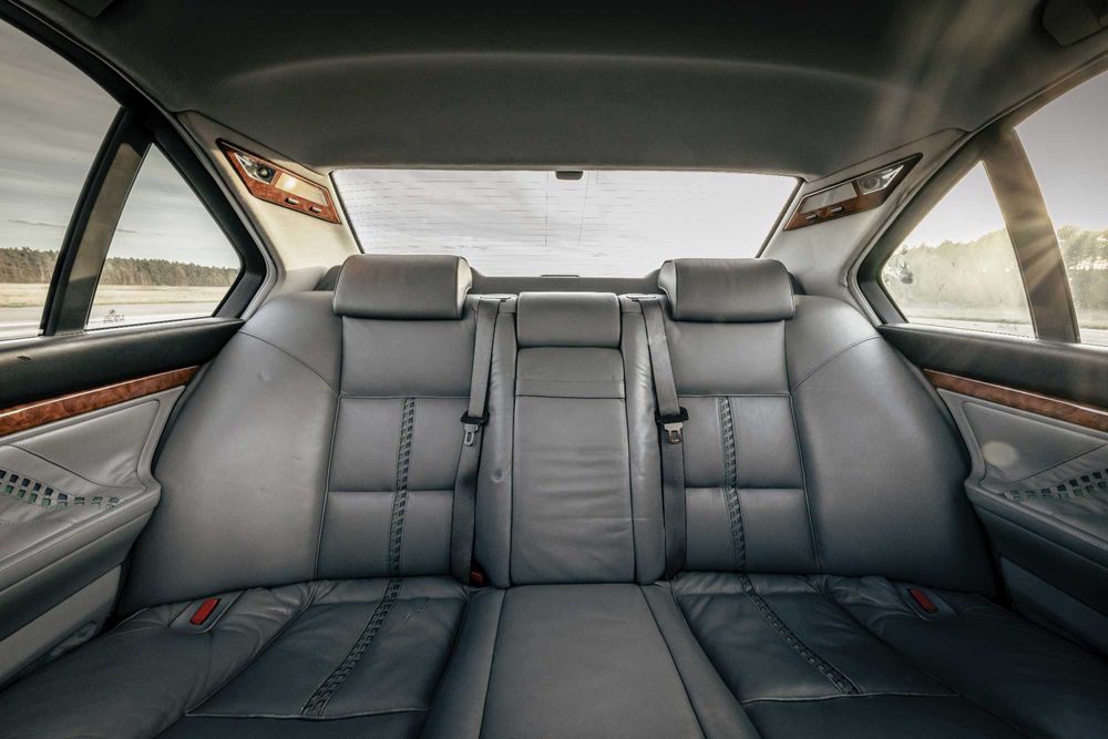 BMW ALPINA B12 5,7 E38