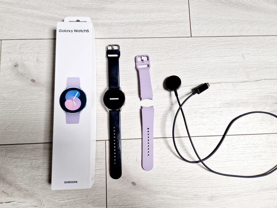 Zegarek Samsung Galaxy Watch 5 40 mm LTE