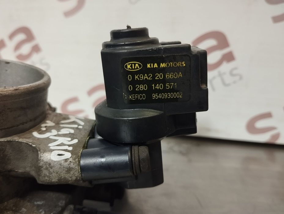 Válvula Relanti / Controlo Ar / Passo a Passo KIA RIO I Hatchback - 0K9A220660A