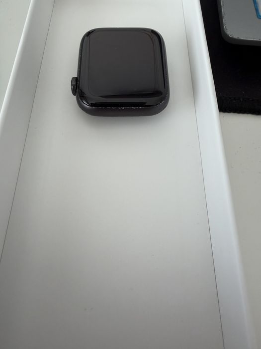 Apple Watch SE 44mm