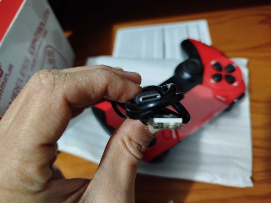 Comando NOVO PS4, PS3 e PC sem fios wireless Bluetooth, cabo incluído