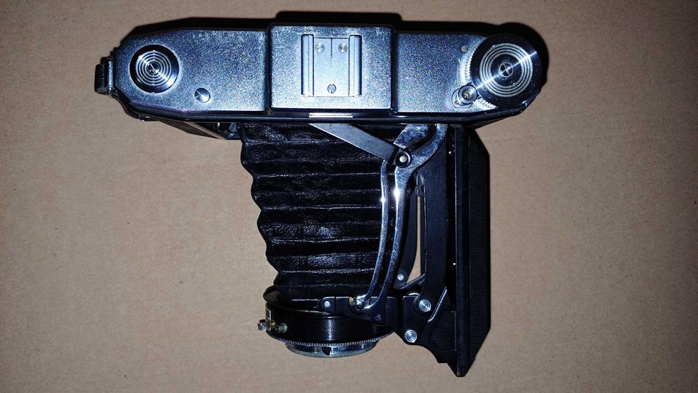 Zeiss Ikon Nettar 518/2 – Câmara Analógica Vintage (com estojo)