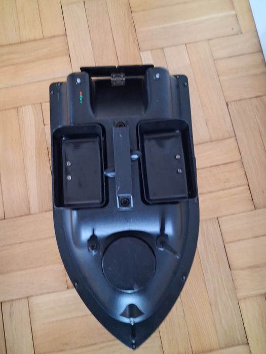 Łódka zanętowa fly tec 3