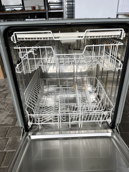 Посудомийна машина Miele G1174 Шир 4»60 см.Стан ідеальний