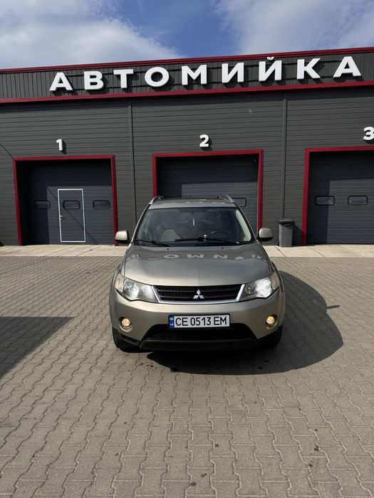 Mitsubishi Outlander II