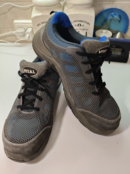 Мужская спецобувьVital размер 43-44(28.5см)