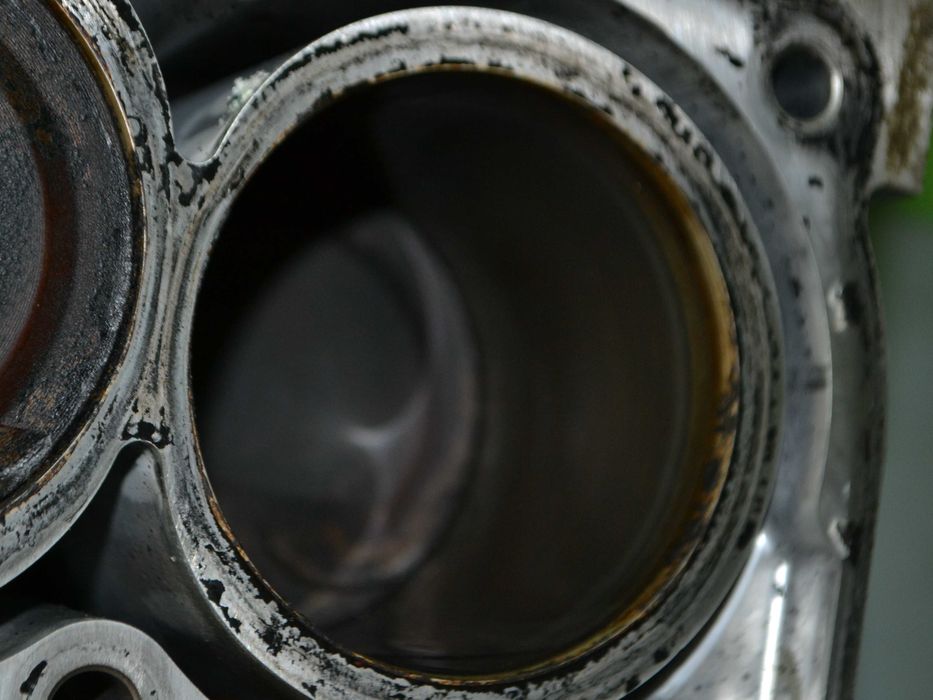 Blok silnika  tłoki korbowody HYUNDAI KIA 1.4 16V  G4FA