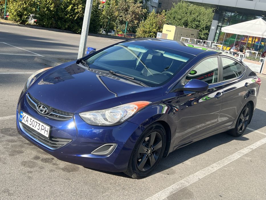 Оренда, таксі Hyundai Elantra