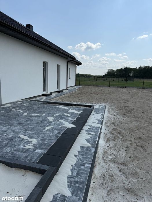 Dom jednorodzinny wolnostojacy parterowy ! garaz dwustanowiskowy !
