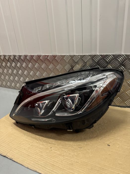 Lewa Lampa Mercedes W205 Led Intelligent light system ILS USA