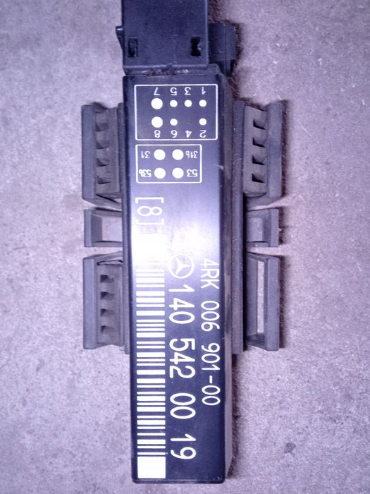 Реле двірнтків Мерседес 140 кабан