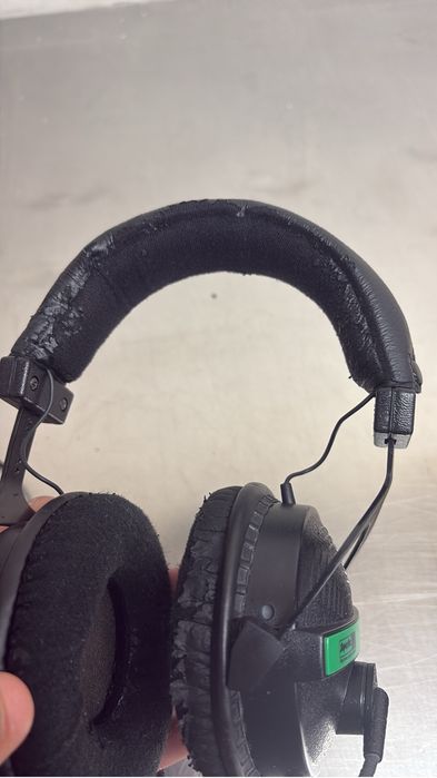 2- Headphones com micro - Superlux HMD-660X