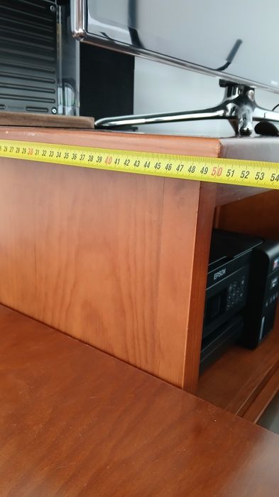 Móvel madeira maciça com portas